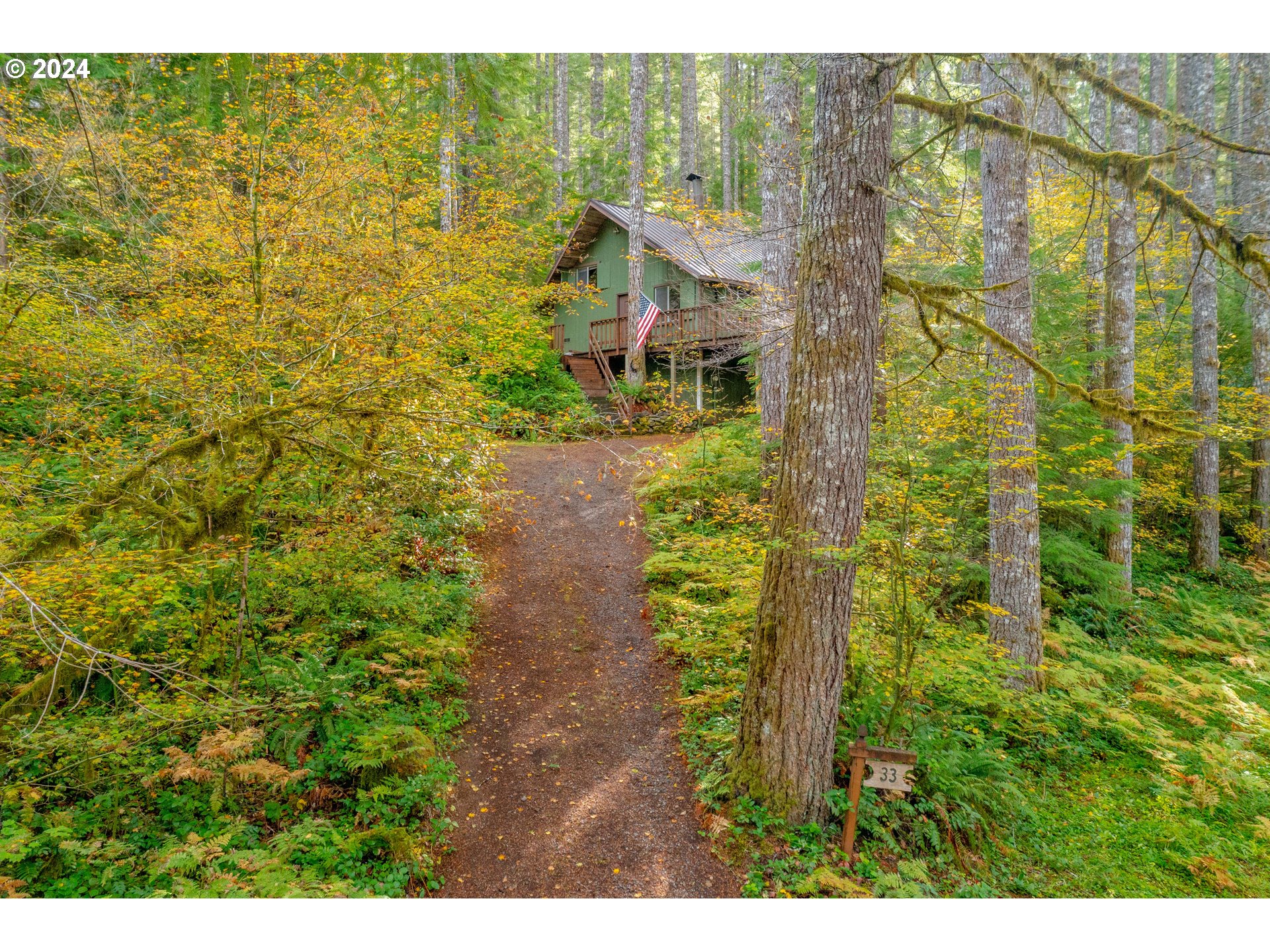 33 A Stahlman Road, Unit 33 Detroit, OR 97342 - Photo 3 of 41 Gallery Image 3