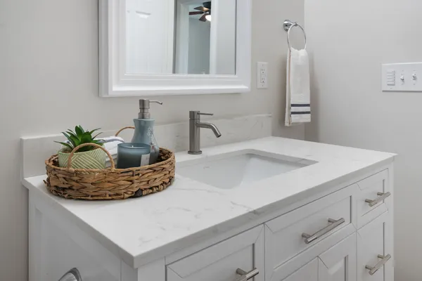 $289,900 | 6890 Riverbend Drive, Fairlawn, VA 24141