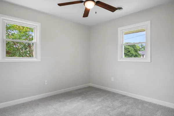 $289,900 | 6890 Riverbend Drive, Fairlawn, VA 24141