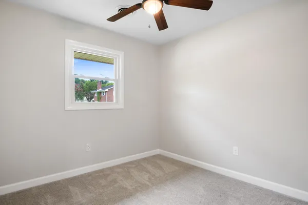 $289,900 | 6890 Riverbend Drive, Fairlawn, VA 24141