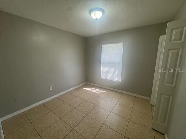 $1,975 | 3619 East Henry Avenue, Tampa, FL 33610