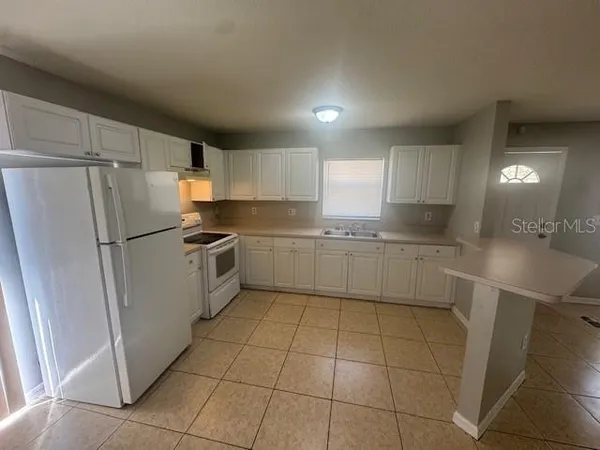 $1,975 | 3619 East Henry Avenue, Tampa, FL 33610