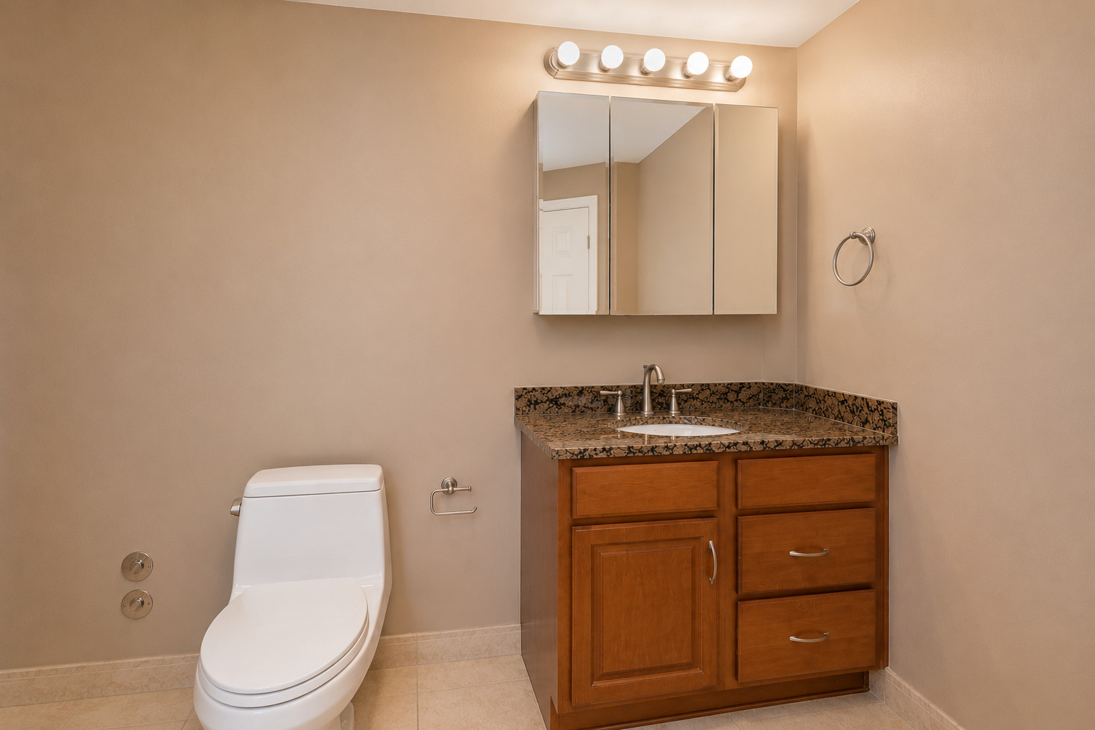 655 West Irving Park Road, Unit 5003 Chicago, IL 60613 - Photo 23 of 35
