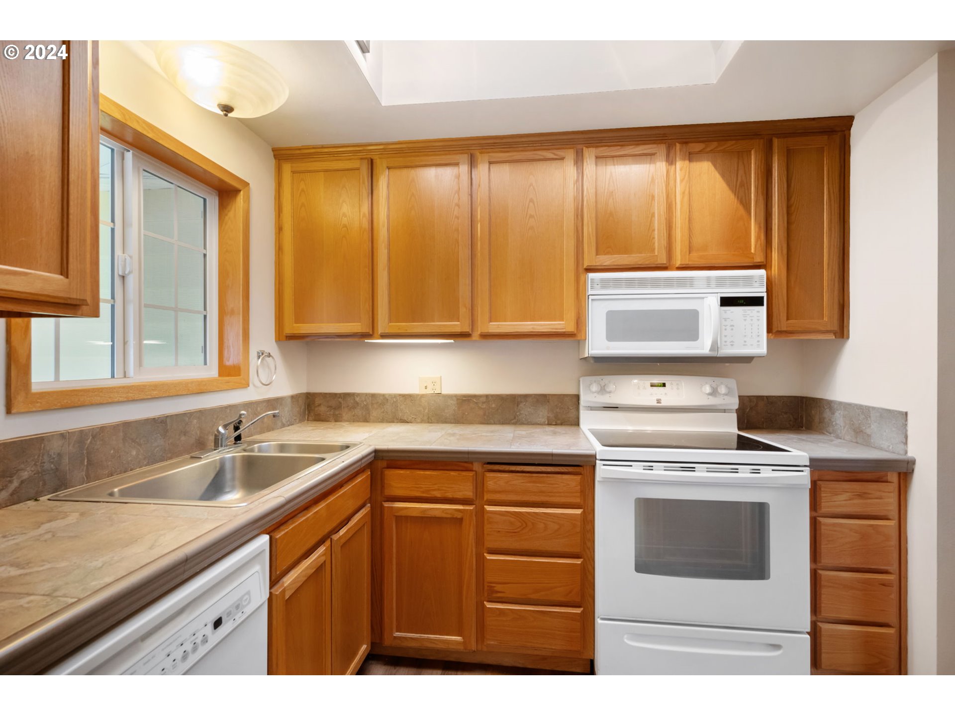 1120 Princeton Road Woodburn, OR 97071 - Photo 10 of 30 Gallery Image 10