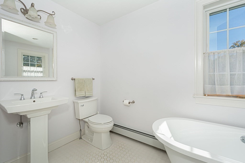 260 Glenwood Road Rutland, MA 01543 - Photo 26 of 37
