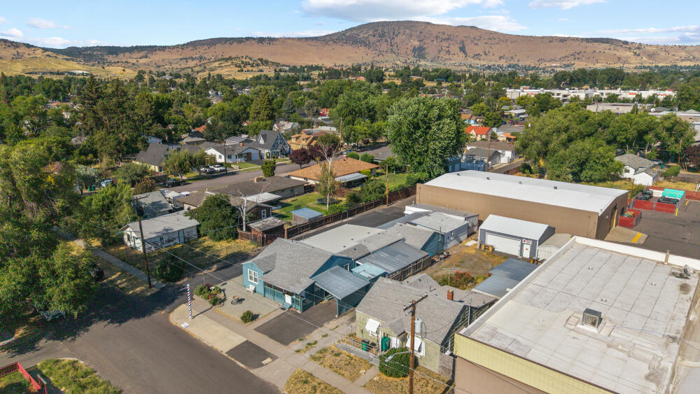 1633 Division Street Klamath Falls, OR 97601 - Photo 64 of 69 1633DivisionSt-65