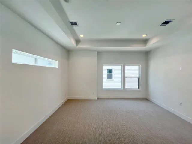 a view of empty room with window