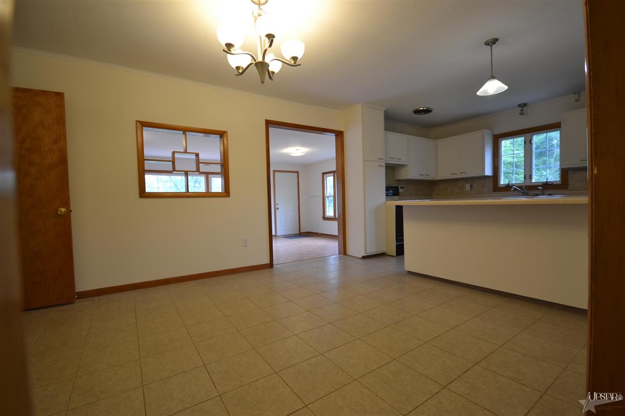 2531 Beineke Road Fort Wayne, IN 46808 - Photo 4 of 17