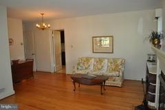 5910 Walton Road Bethesda, MD 20817 - Photo 16 of 23 Living Room