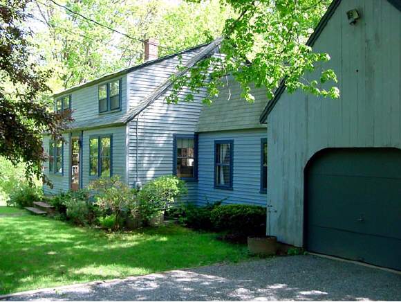 28 Cottage Road Kensington, NH 03833 - Photo 1 of 1