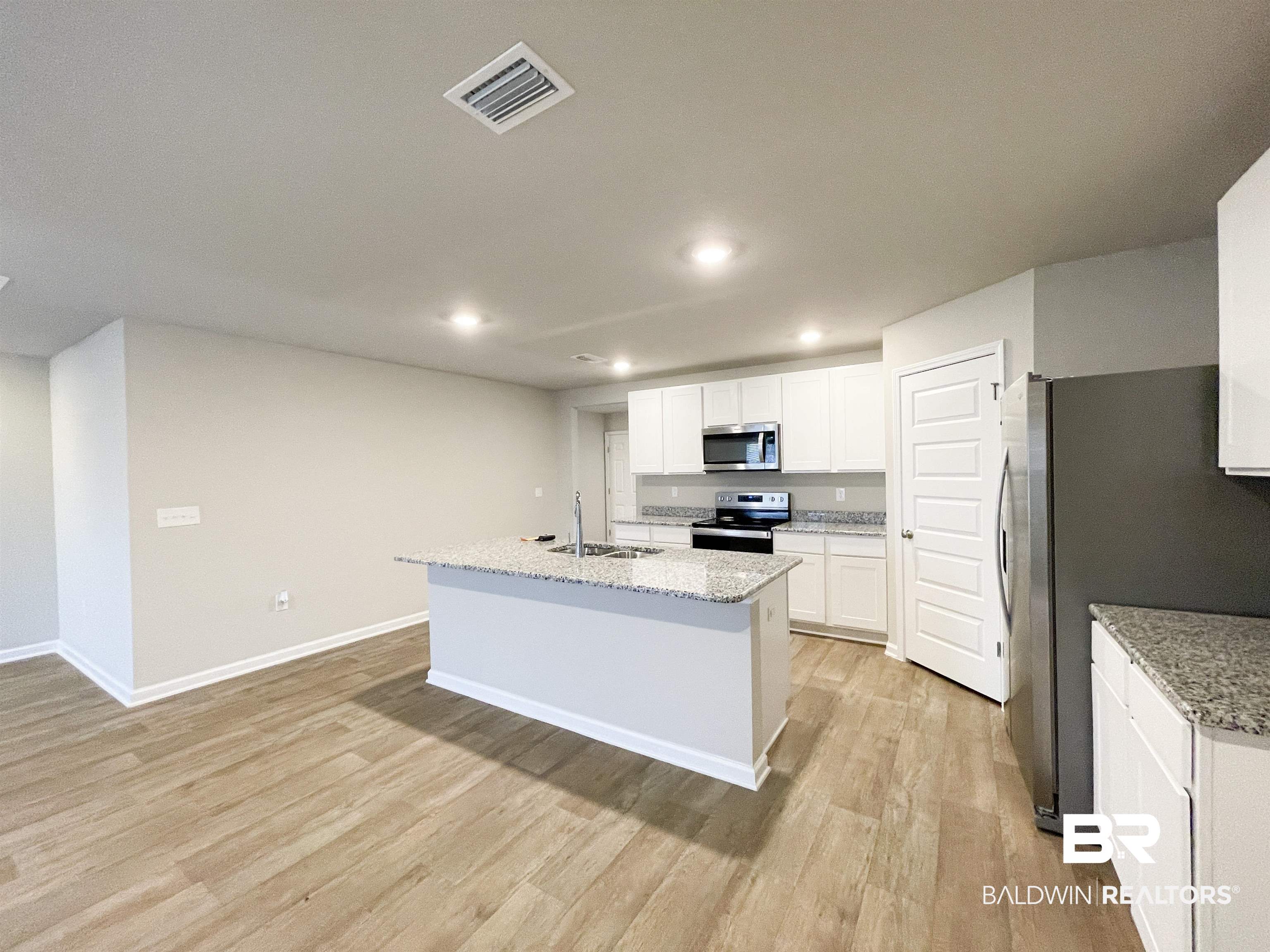 10252 Ruffian Route Daphne, AL 36526 - Photo 3 of 19