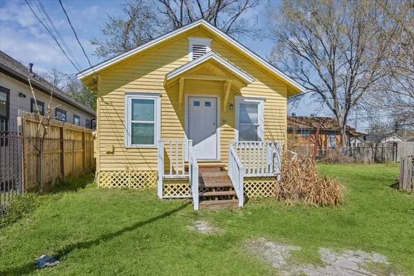 $1,699 | 1115 Bigelow Street, Houston, TX 77009