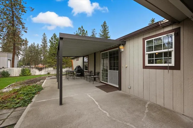 $450,000 | 8827 North Seven Mile Road, Nine Mile Falls, WA 99026