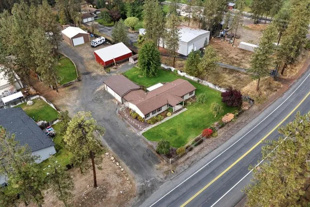 $450,000 | 8827 North Seven Mile Road, Nine Mile Falls, WA 99026