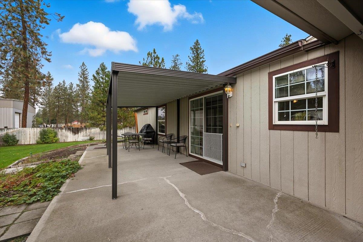 8827 North Seven Mile Road Nine Mile Falls, WA 99026 - Photo 25 of 44