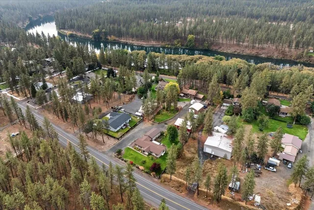 $450,000 | 8827 North Seven Mile Road, Nine Mile Falls, WA 99026