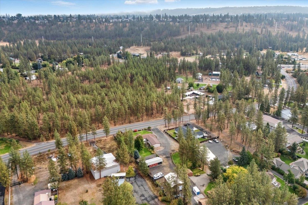 8827 North Seven Mile Road Nine Mile Falls, WA 99026 - Photo 40 of 44