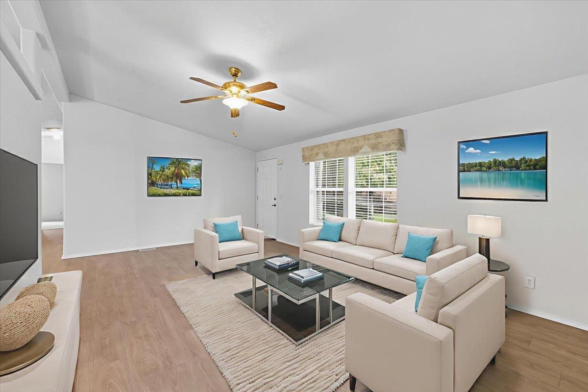 8827 North Seven Mile Road Nine Mile Falls, WA 99026 - Photo 7 of 44