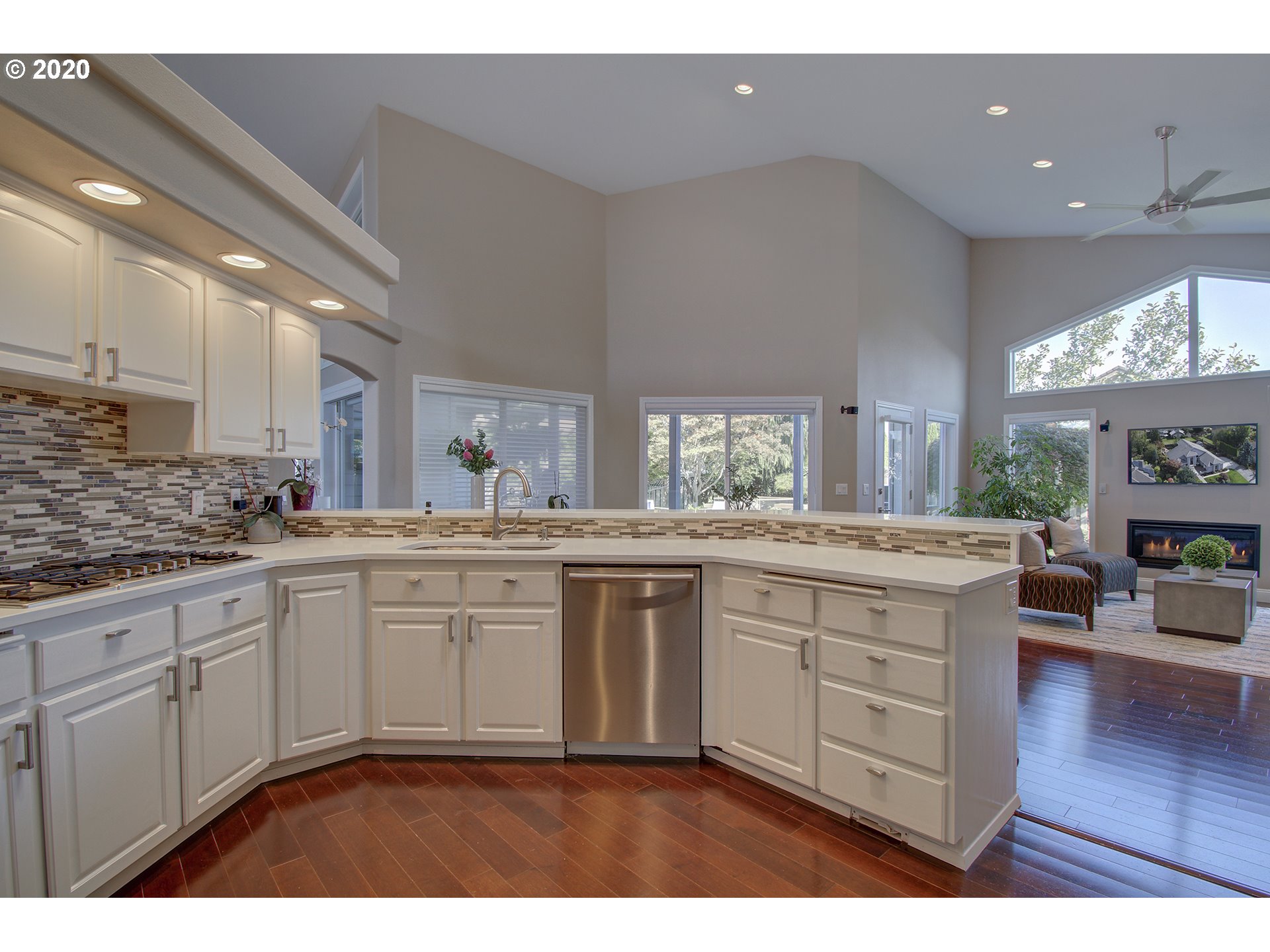 2616 Northwest Cascade Street Camas, WA 98607 - Photo 12 of 32 Gallery Image 12