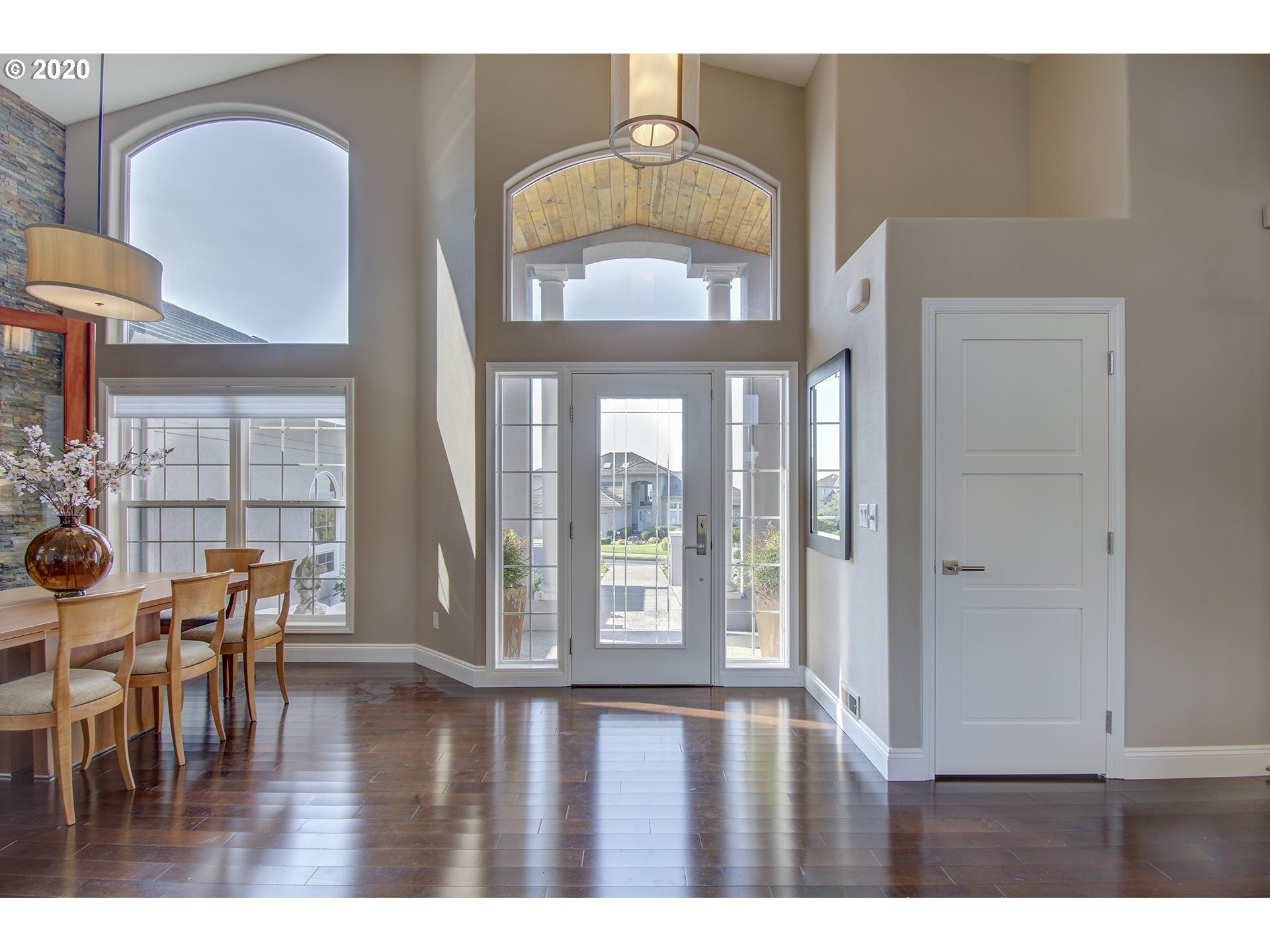 2616 Northwest Cascade Street Camas, WA 98607 - Photo 5 of 32 Gallery Image 5