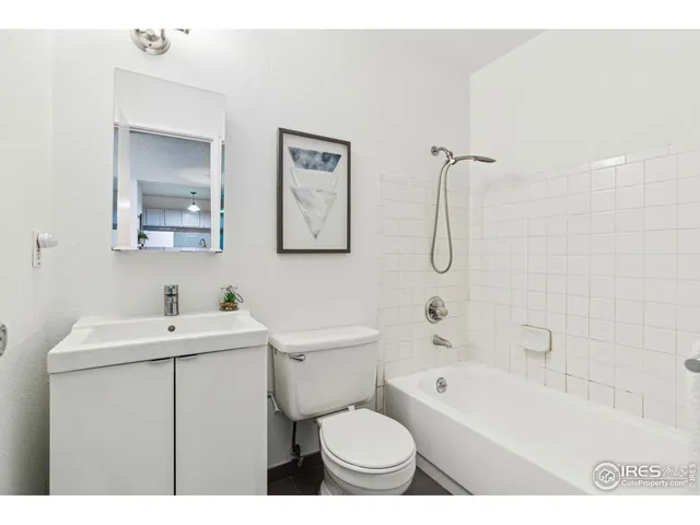 $315,000 | 860 West Moorhead Circle, Unit 2K, Boulder, CO 80305