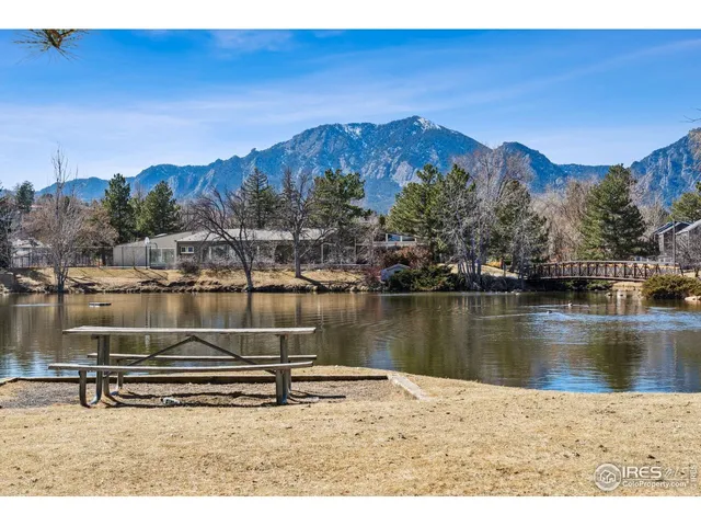 $315,000 | 860 West Moorhead Circle, Unit 2K, Boulder, CO 80305