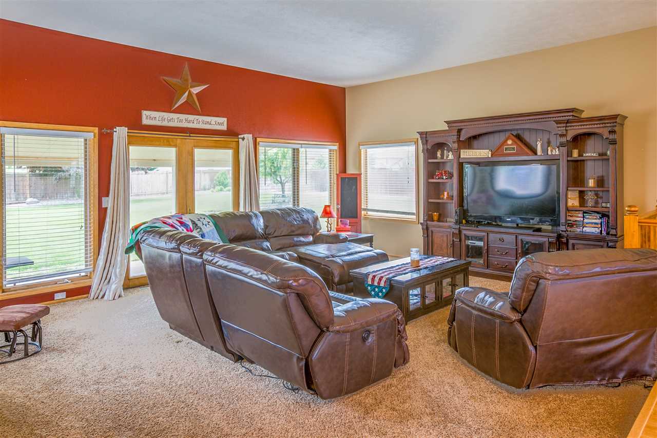 2803 West Westover Road Spokane, WA 99208 - Photo 8 of 20