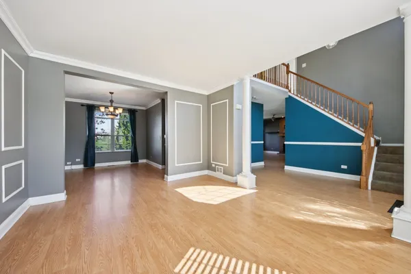 $450,000 | 6 Kingsbrooke Court, Bolingbrook, IL 60440