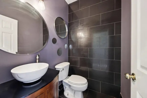 $450,000 | 6 Kingsbrooke Court, Bolingbrook, IL 60440