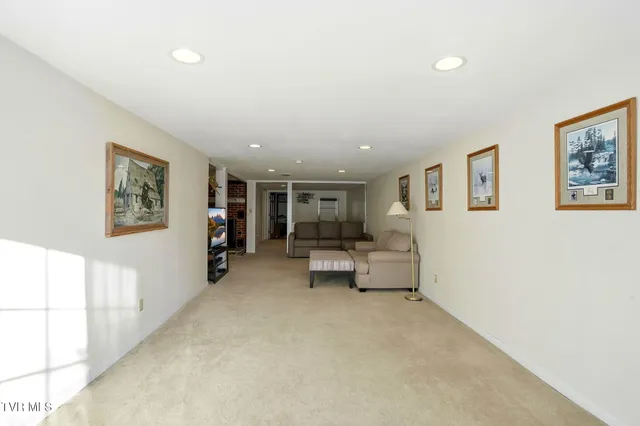 $715,000 | 5420 Whitehouse Road, Afton, TN 37616