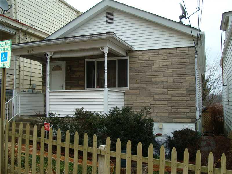 815 13th Street McKees Rocks, PA 15136 - Photo 1 of 15 Exterior Front.