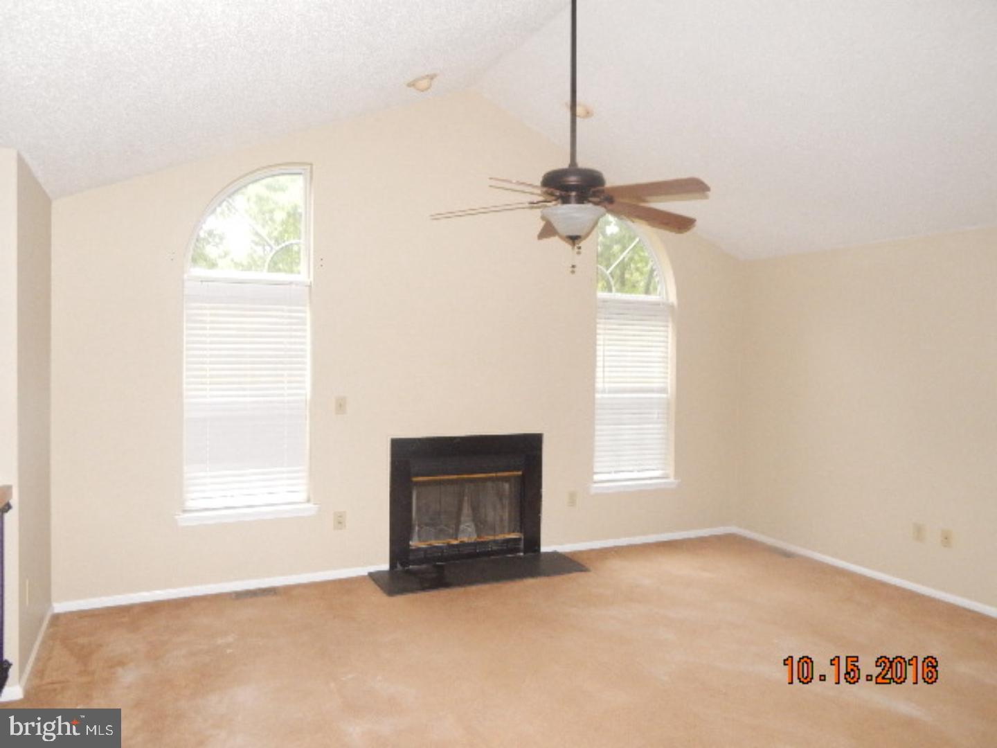 29 Old Farm Road Sicklerville, NJ 08081 - Photo 4 of 13