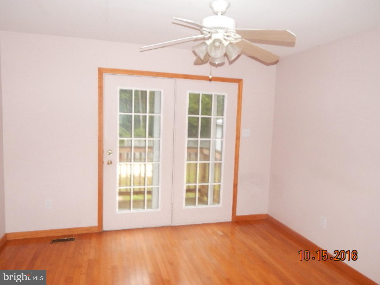 29 Old Farm Road Sicklerville, NJ 08081 - Photo 8 of 13