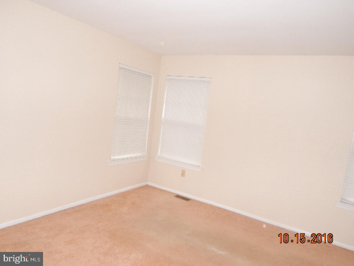 29 Old Farm Road Sicklerville, NJ 08081 - Photo 9 of 13