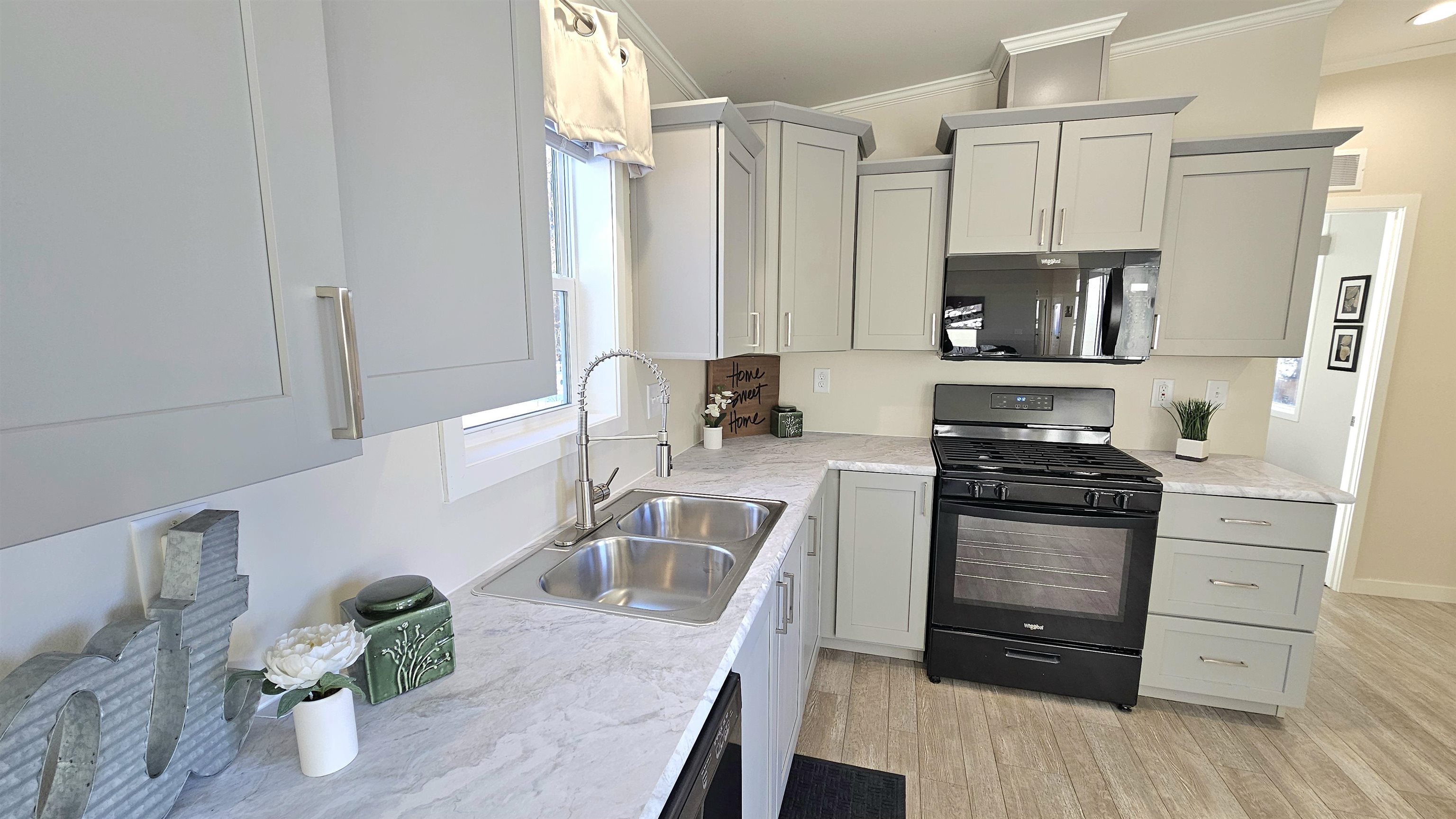 N8214 County Rd CH Westfield, WI 53964 - Photo 7 of 48