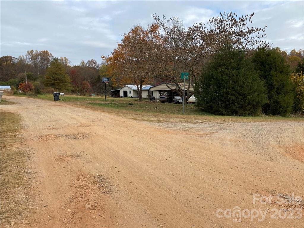 140 Flake Road, Unit 23 Harmony, NC 28634 - Photo 38 of 44 Gallery Image 38