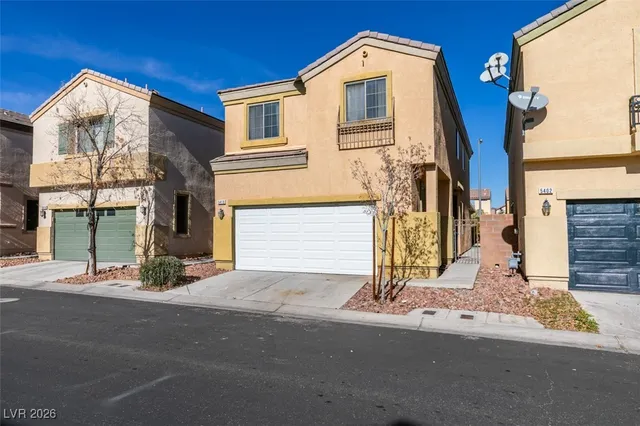 $2,000 | 5410 Coral Ribbon Avenue, Las Vegas, NV 89139