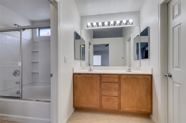 $2,000 | 5410 Coral Ribbon Avenue, Las Vegas, NV 89139