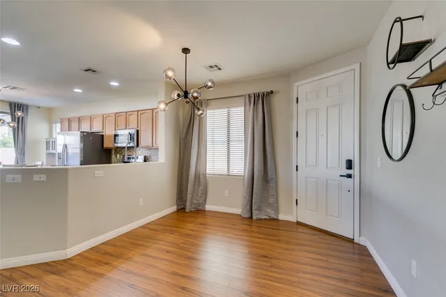 $2,000 | 5410 Coral Ribbon Avenue, Las Vegas, NV 89139