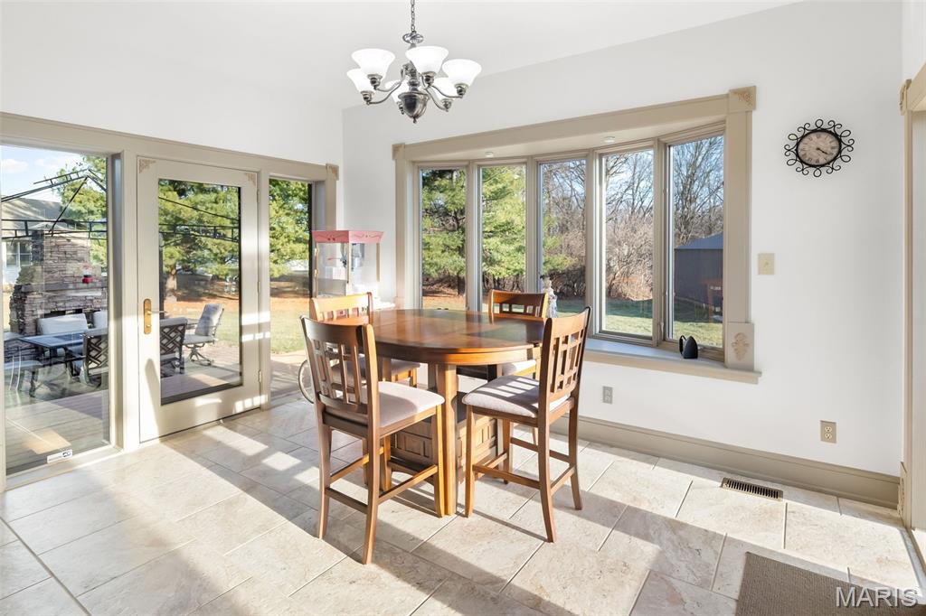 339 Sandpiper Lane Grafton, IL 62037 - Photo 22 of 47