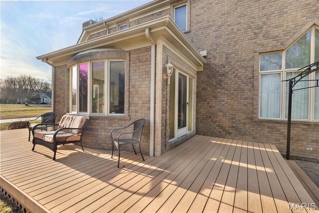 339 Sandpiper Lane Grafton, IL 62037 - Photo 3 of 47