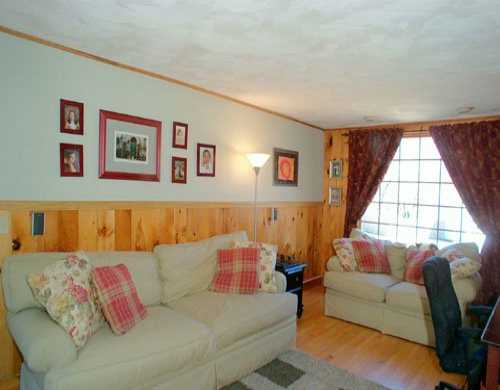 183 Larchmont Road Warwick, RI 02886 - Photo 3 of 8 Living Room.