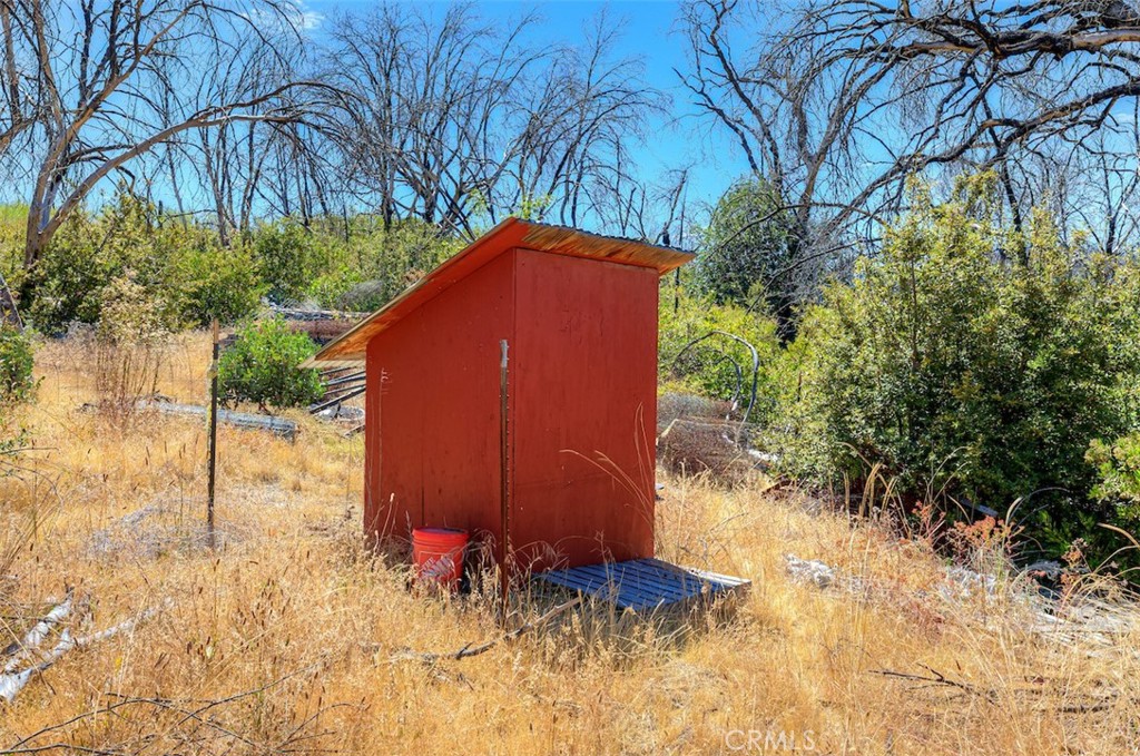 186 Harrison Springs Road Berry Creek, CA 95916 - Photo 11 of 22 a view of a backyard