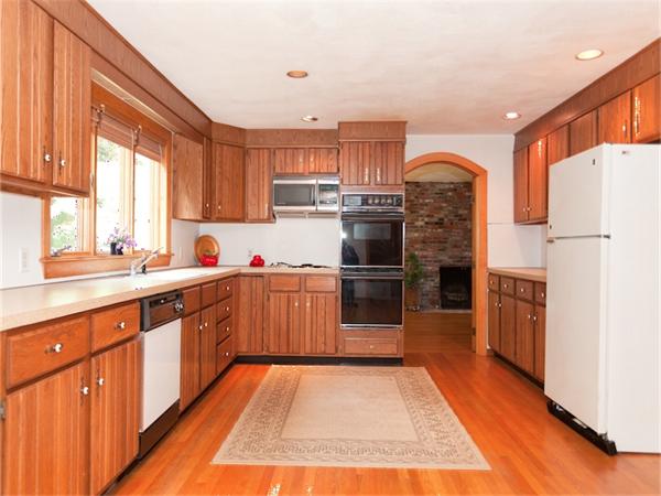 9 Azalea Road Winchester, MA 01890 - Photo 10 of 20 Gallery Image 10