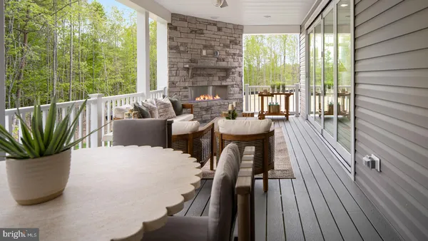 $1,499,999 | 39948 McElnea Mnr Court, Lovettsville, VA 20180