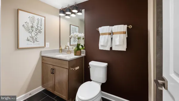 $1,499,999 | 39948 McElnea Mnr Court, Lovettsville, VA 20180