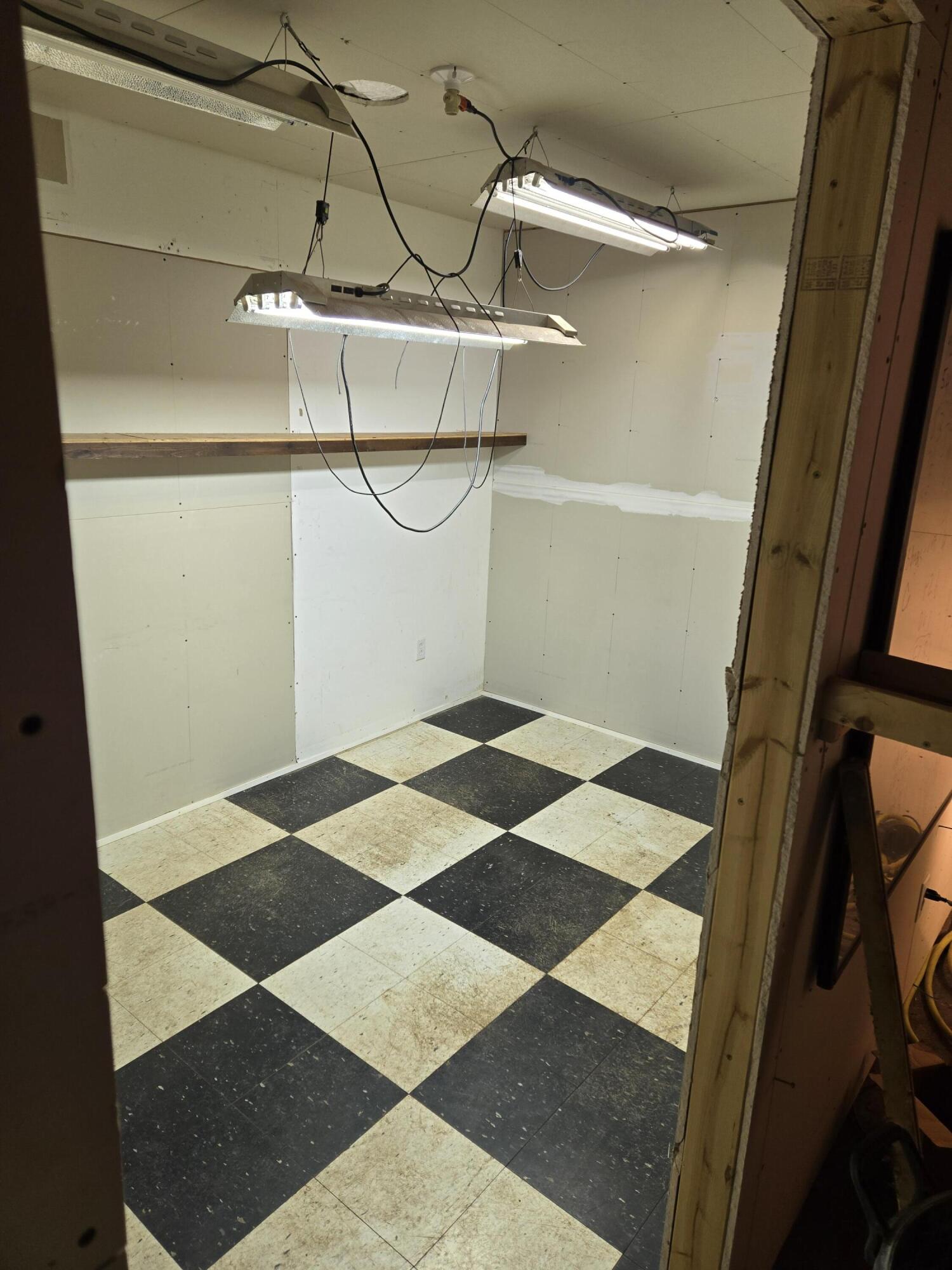 416 Van Buren Road Caribou, ME 04736 - Photo 32 of 38 36_236