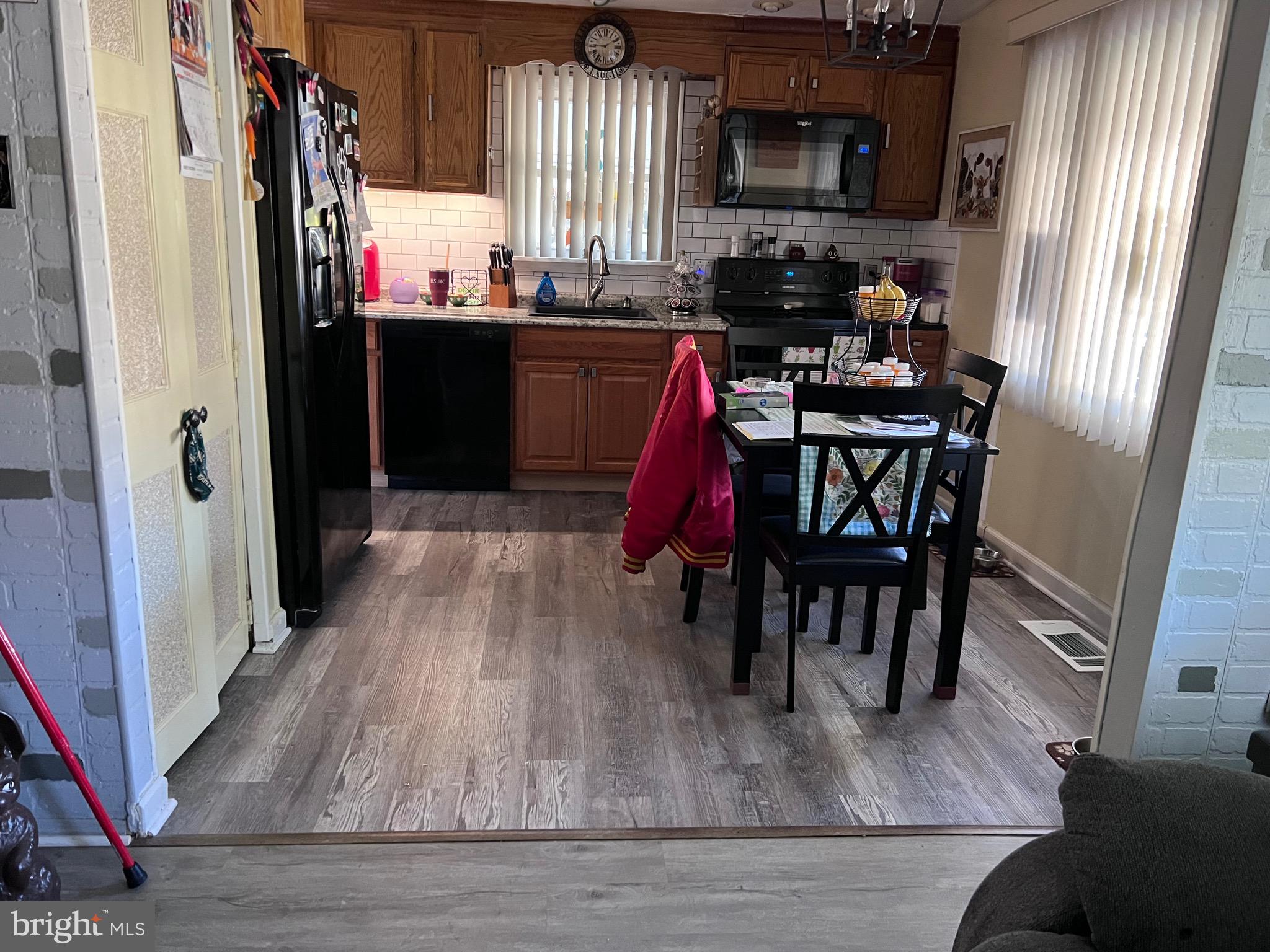 9331 Trout Road Philadelphia, PA 19115 - Photo 20 of 44