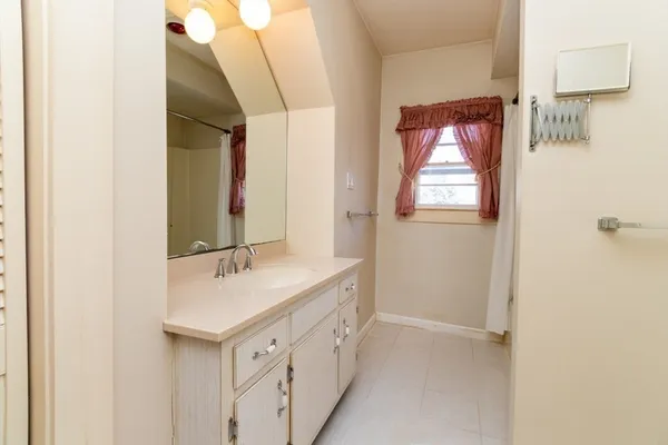 $1,295,000 | 548 High Street, Westwood, MA 02090