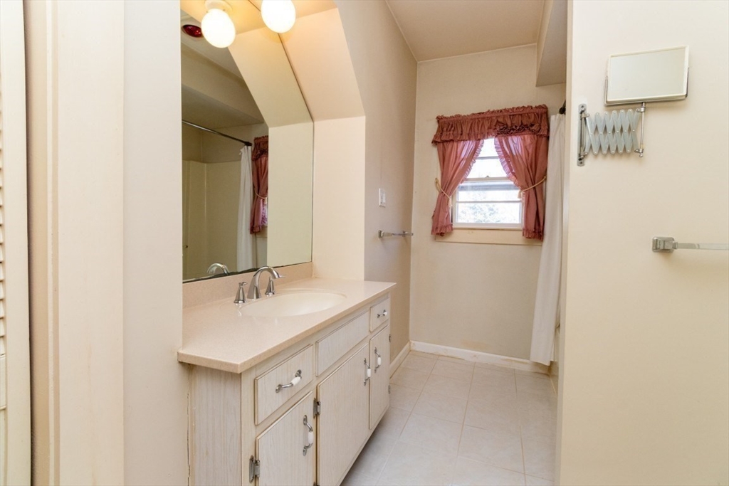 548 High Street Westwood, MA 02090 - Photo 33 of 42